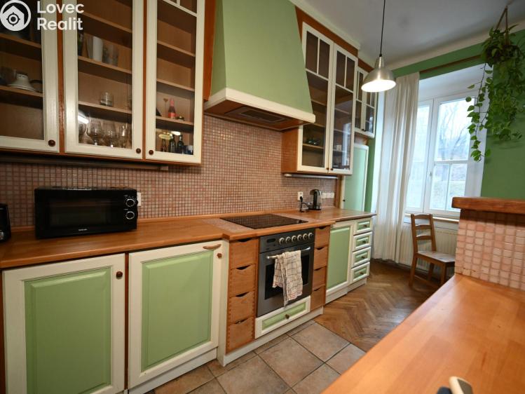 Pronájem bytu 3+KK Praha č. 10