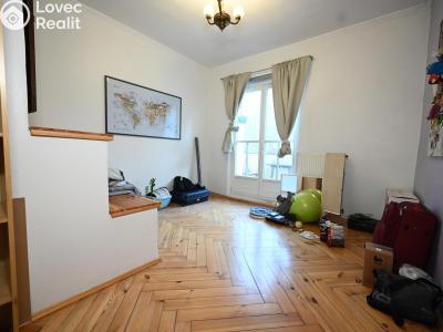 Pronájem bytu 3+KK Praha č. 5