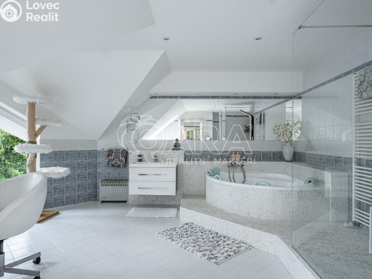 Продажа семейного дома Zeleneč, Štefánikova 508 č. 10