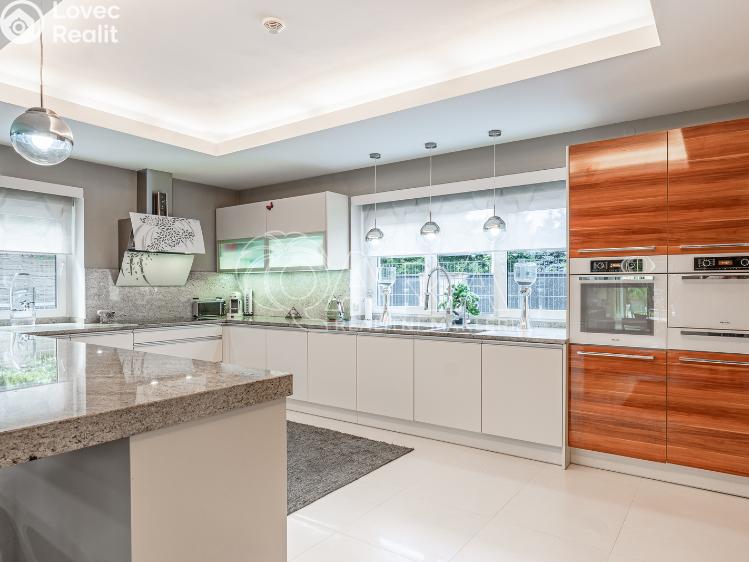 Продажа семейного дома Zeleneč, Štefánikova 508 č. 17