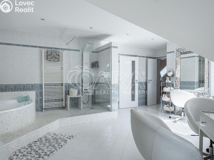 Sale family house Zeleneč, Štefánikova 508 č. 12