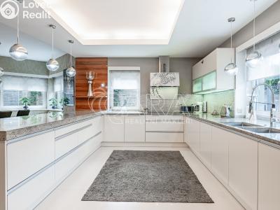 Prodej rodinného domu Zeleneč, Štefánikova 508 č. 2