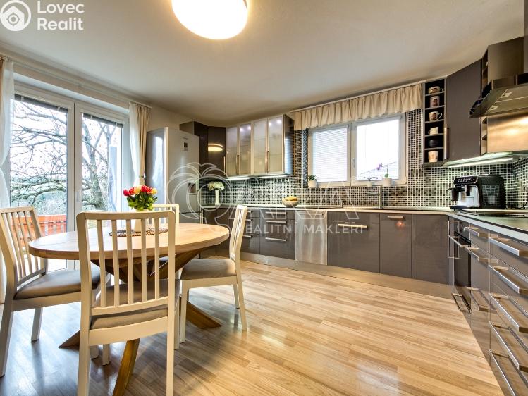 Продаж сімейного будинку Okrouhlo č. 5