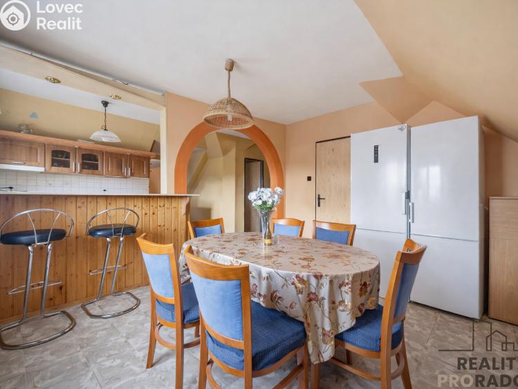 Sale multi-gen house Konárovice č. 18