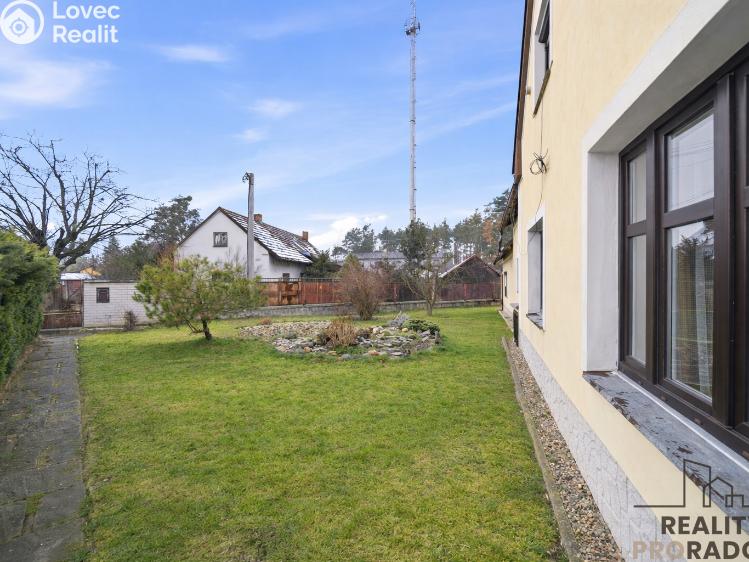 Sale multi-gen house Konárovice č. 37
