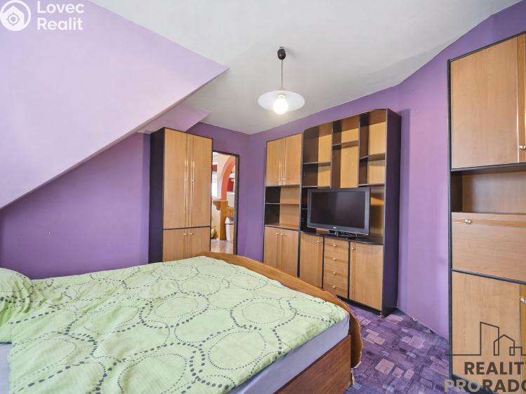 Продаж багатогенного будинку Konárovice č. 19