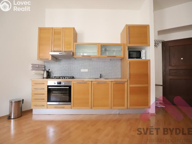 Prodej bytu 2+KK Praha, Koubkova 1726/8 č. 11