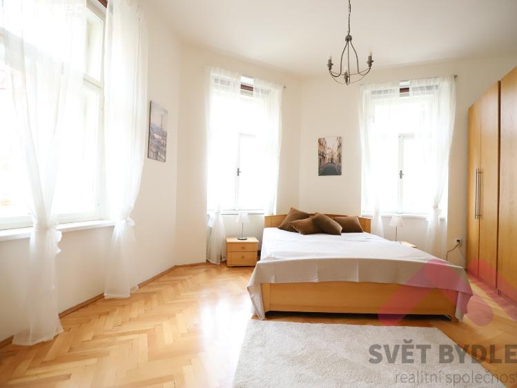 Prodej bytu 2+KK Praha, Koubkova 1726/8 č. 15