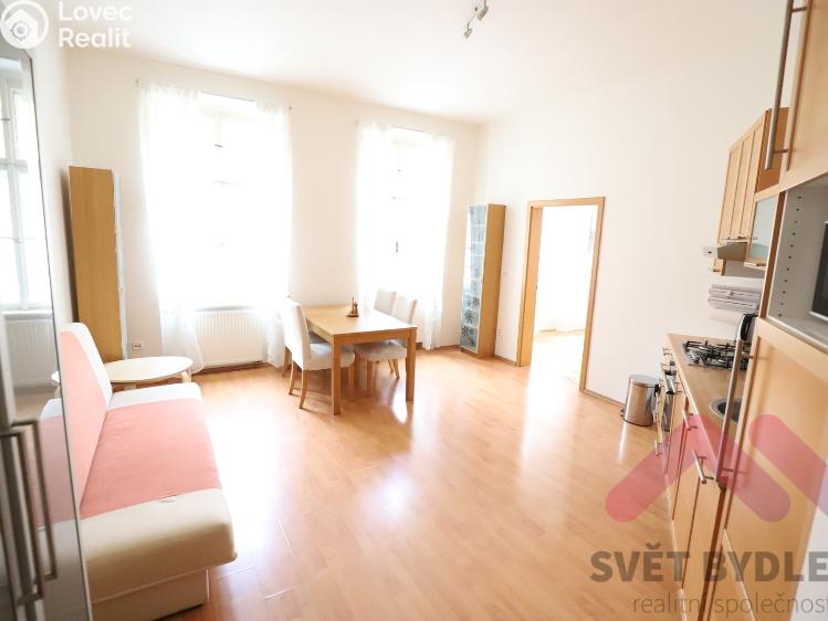 Prodej bytu 2+KK Praha, Koubkova 1726/8 č. 18