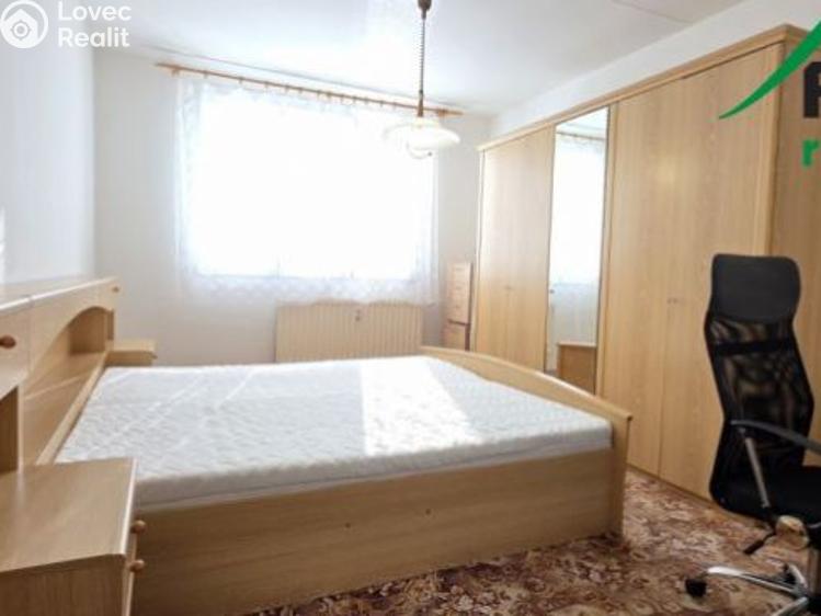 Pronájem bytu 2+1 Bor, Přimdská č. 4