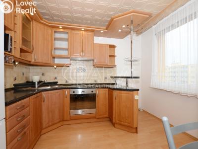 Pronájem bytu 1+1 Praha, Na domovině č. 1