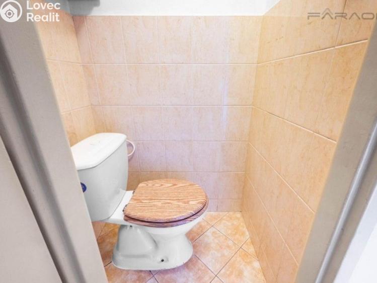 Pronájem bytu 2+KK Praha, 28. pluku č. 8