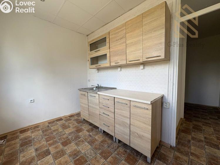 Pronájem bytu 2+1 Bílina, Antonína Sovy 633 č. 1