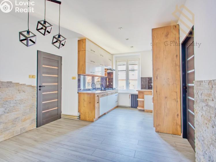 Prodej bytu 3+1 Děčín, Jeronýmova 873/5 č. 4