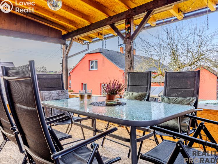 Продаж сімейного будинку Staříč, Fryčovická č. 40