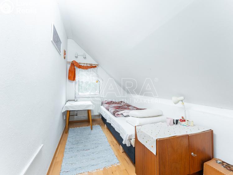 Продаж сімейного будинку Odolena Voda, Do Zahrad 50 č. 22