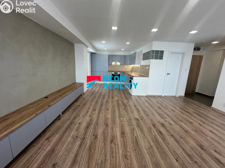 Pronájem bytu 2+KK Ostrava, Vršovců č. 5