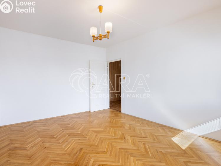 Pronájem bytu 3+1 Praha, Bělinského 964/7 č. 19