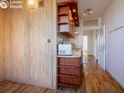 Pronájem bytu 3+1 Praha, Bělinského č. 6