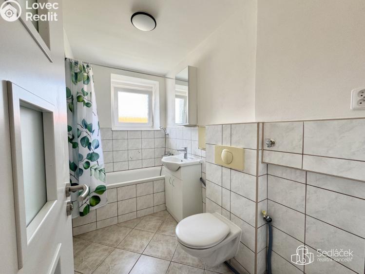 Pronájem bytu 2+1 Královské Poříčí, Na sídlišti č. 8