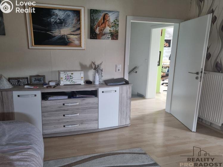 Продаж сімейного будинку Wiesenwaldstraße,Waibstadt,Německo č. 12