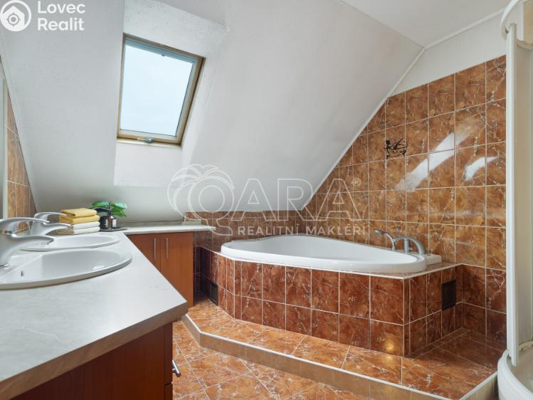 Sale family house Šenov u Nového Jičína, Záhumenní 45 č. 8