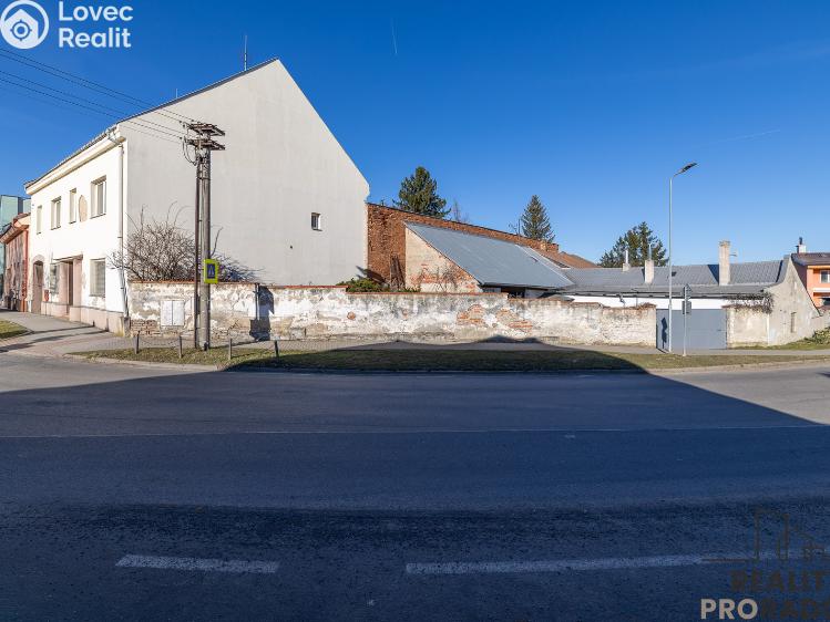 Продажа семейного дома Dřevohostice, Náměstí č. 3