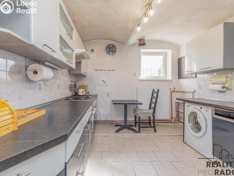 Prodej rodinného domu Dřevohostice, Náměstí č. 10