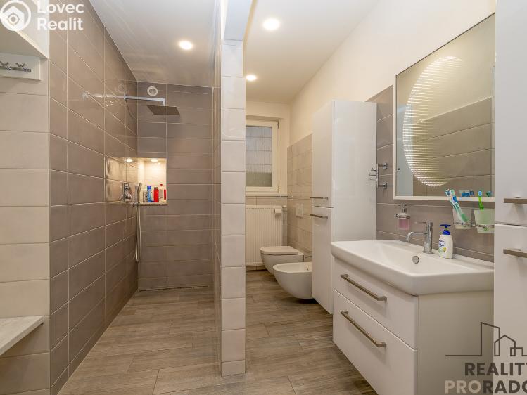 Prodej rodinného domu Dřevohostice, Náměstí č. 11