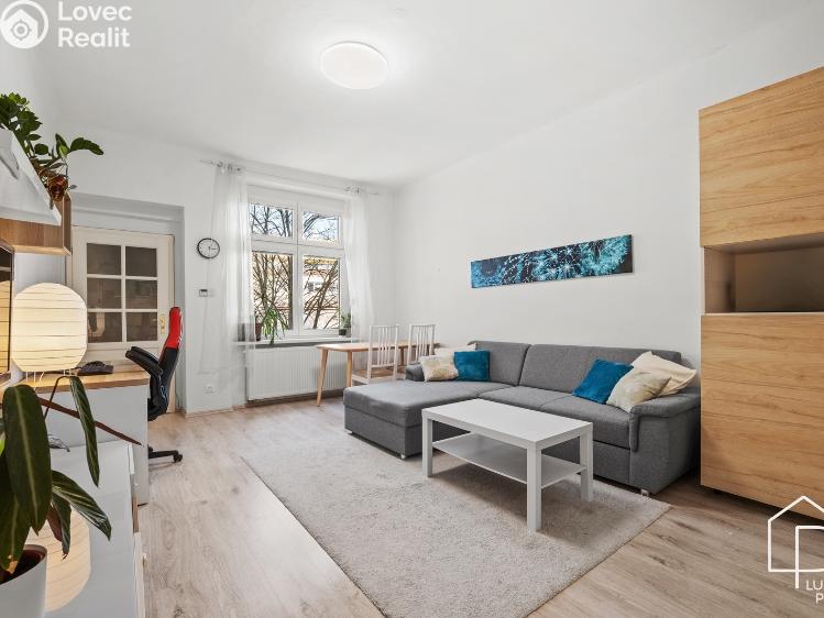 Prodej bytu 2+KK Praha, Na břehu 298/25 č. 4