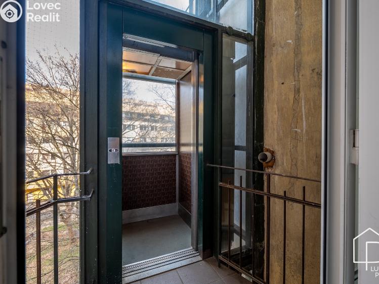 Prodej bytu 2+KK Praha, Na břehu 298/25 č. 15