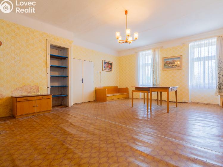 Продаж ферми Lišov č. 4