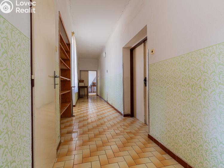 Продаж ферми Lišov č. 11