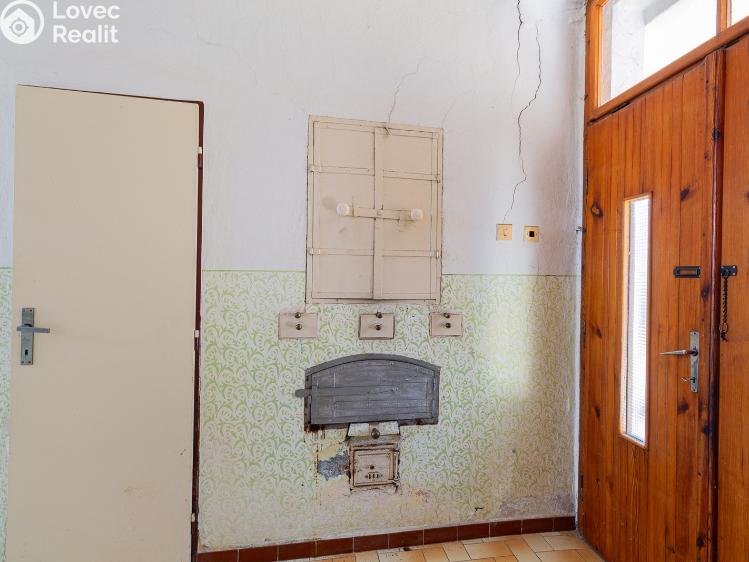 Продаж ферми Lišov č. 12