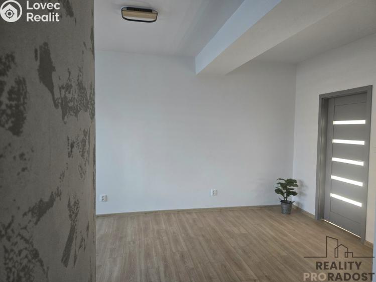 Продажа квартиры 2+1 Třinec č. 17