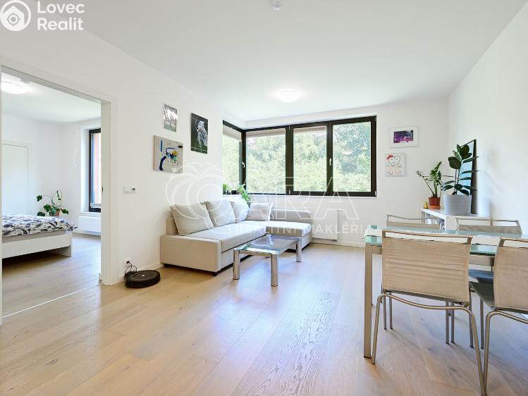 Pronájem bytu 2+KK Praha, Sinkulova 1199/19 č. 1