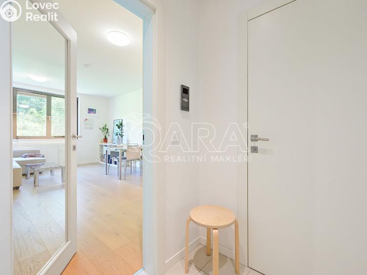 Pronájem bytu 2+KK Praha, Sinkulova 1199/19 č. 9