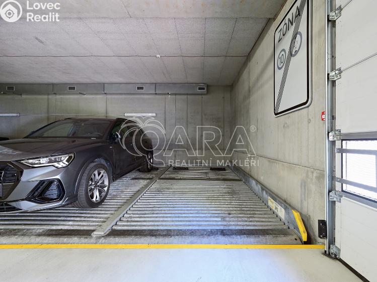 Pronájem bytu 2+KK Praha, Sinkulova 1199/19 č. 18