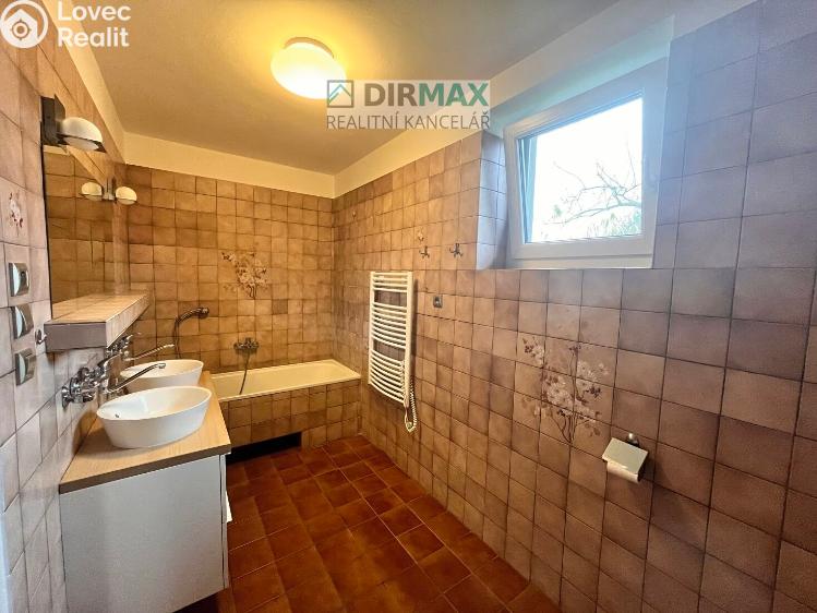 Pronájem rodinného domu Lužany č. 12