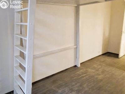 Pronájem bytu 1+KK Praha, Kodaňská č. 4