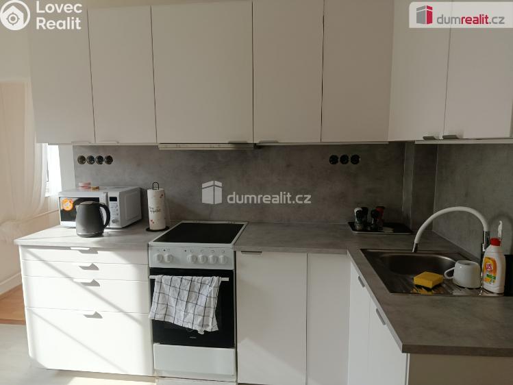 Pronájem bytu 2+1 Praha 6, Jenečská č. 6