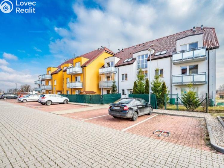 Pronájem bytu 1+KK Praha, Švihovská č. 8