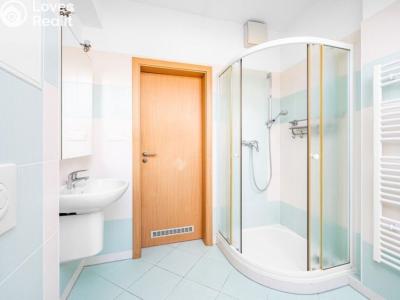 Pronájem bytu 1+KK Praha, Švihovská č. 4