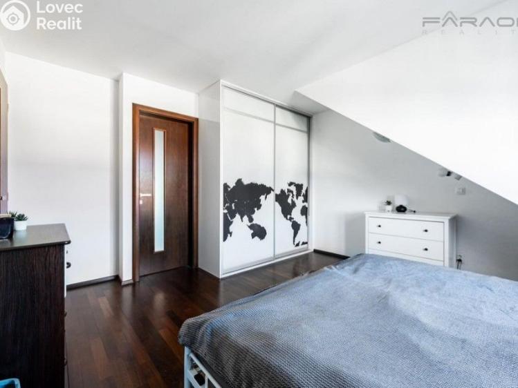 Pronájem bytu 3+KK Praha, Na výsledku II č. 12