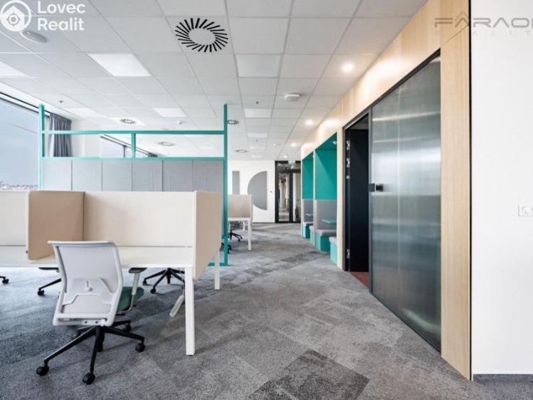 Pronájem kanceláře Praha, Rohanské nábřeží č. 12