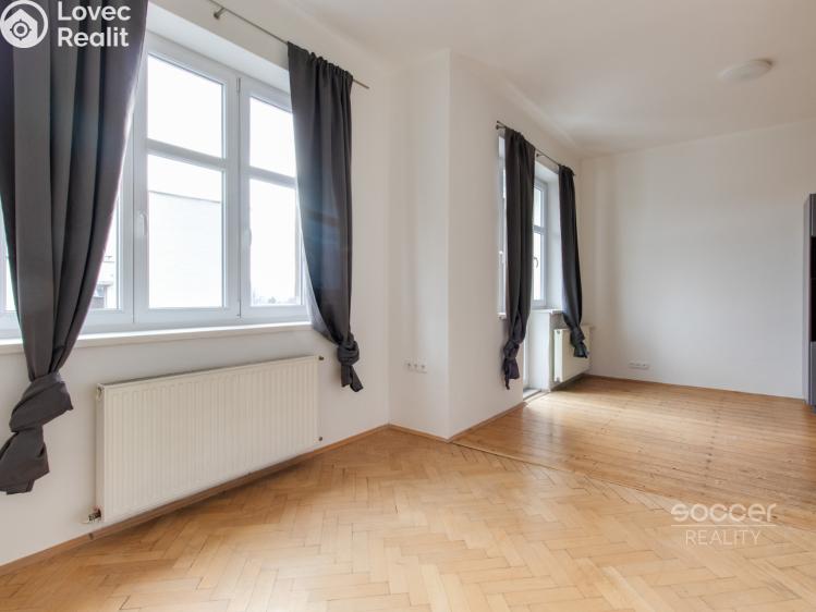 Pronájem bytu 2+KK Praha, Prouzova č. 8