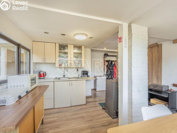 Sale hut Mnichovice č. 3