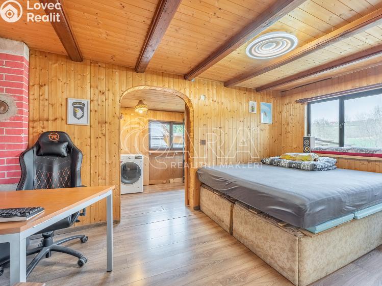 Sale hut Mnichovice č. 5