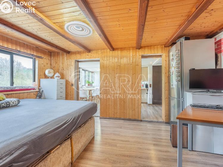 Sale hut Mnichovice č. 6