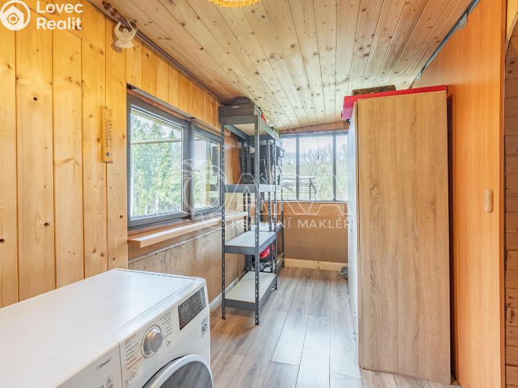 Sale hut Mnichovice č. 8